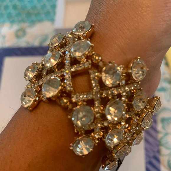 Natasha Crystal Bracelet - Picture 4 of 8